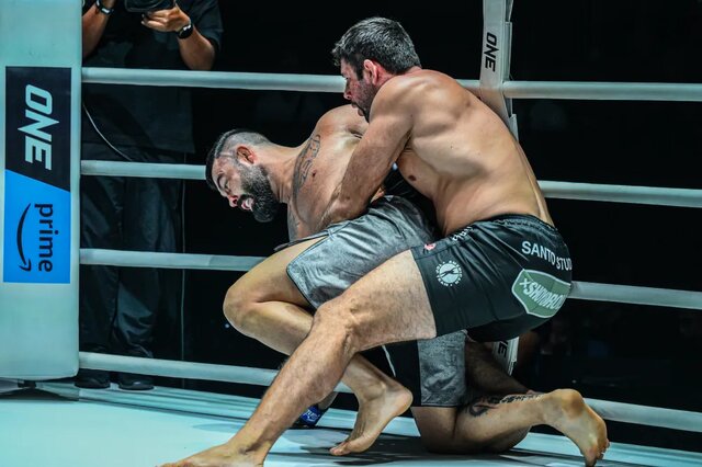 واکنش آلمیدا پس از شکست امیر علیاکبری در قفس تایلند