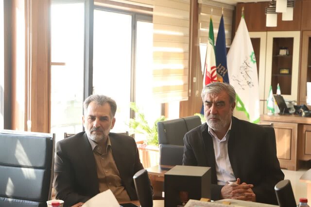 مناسبات اداری نباید مانع خدمت به مردم شود مناسبات اداری نباید مانع خدمت به مردم شود