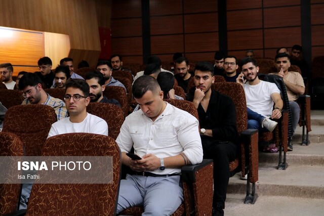 جشن دانشجویان جدید الورود دانشگاه علوم پزشکی یاسوج برگزار شد