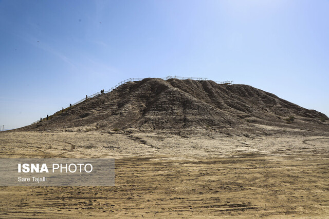 کنار صندل، جیرفت، کرمان توقف اقدام غیرقانونی در محوطه ۵۰۰۰ ساله/ از مسببان شکایت قضایی میشود