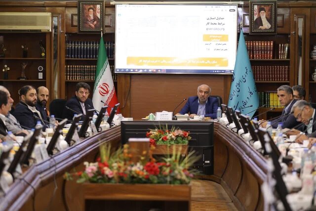 تصویب تشکیل کارگروه تخصصی/عدم طرح موضوع ترمیم مزد و حق مسکن کارگران تصویب تشکیل کارگروه تخصصی/عدم طرح موضوع ترمیم مزد و حق مسکن کارگران