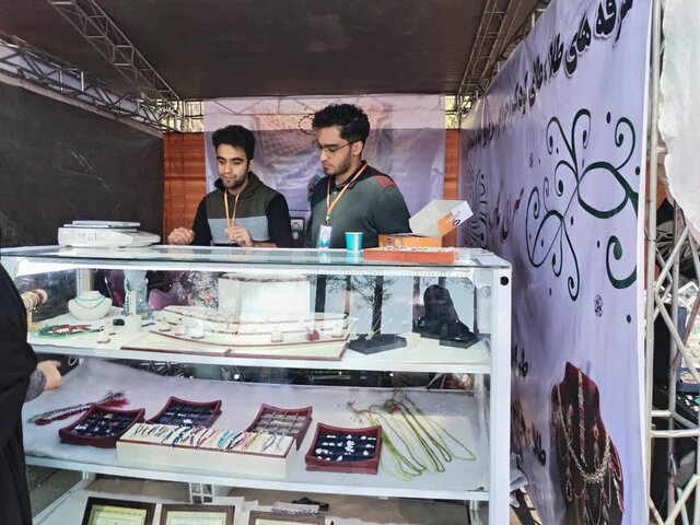 کار در حوزه گوهرسنگها، مردم را با معادن آشتی میدهد