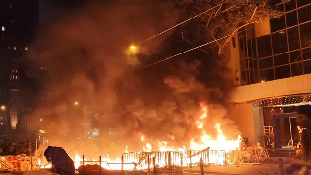 عکس: آناتولی آتشسوزی مرگبار در آپارتمانی در جنوب چین