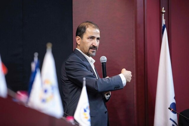 مدیران ارشد کسبوکارهای اقتصادی برای پذیرش هوش مصنوعی تعلل نکنند مدیران ارشد کسبوکارهای اقتصادی برای پذیرش هوش مصنوعی تعلل نکنند