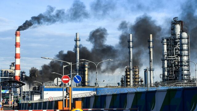 پالایشگاههای نفت روسیه در خطر تعطیلی قرار گرفتند پالایشگاههای نفت روسیه در خطر تعطیلی قرار گرفتند