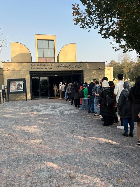 تمدید نمایشگاه پرمخاطب موزه هنرهای معاصر/ پرترهها بر سر جایشان میمانند