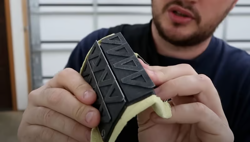 این ژاکت شما را خشک و زنده نگه میدارد!