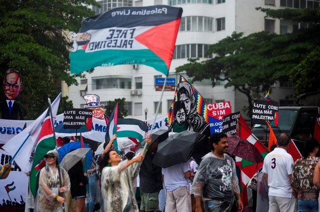 تظاهرات حامیان فلسطین در آستانه نشست گروه ۲۰ در برزیل تظاهرات حامیان فلسطین در آستانه نشست گروه ۲۰ در برزیل