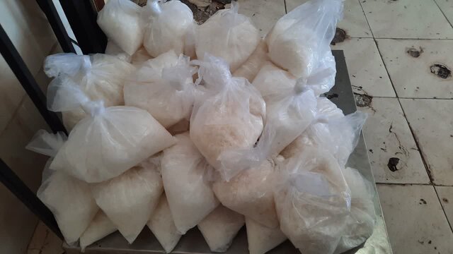 عکس تزئینی است کشف موادمخدر شیشه در مرز ارومیه