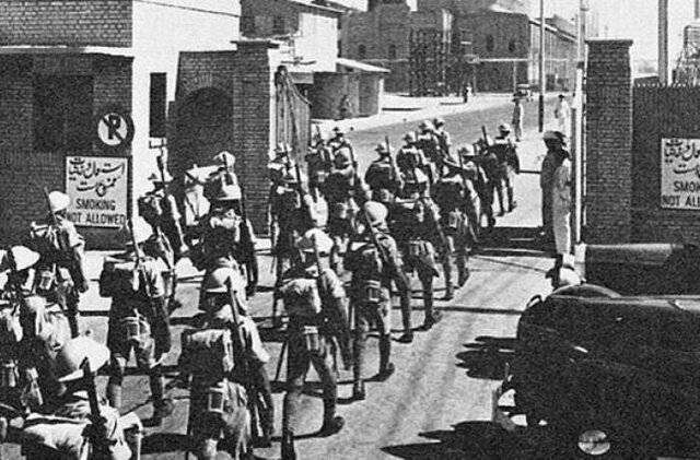 عبور از دروازه تاریخ با دو روحانی مشروطهچی