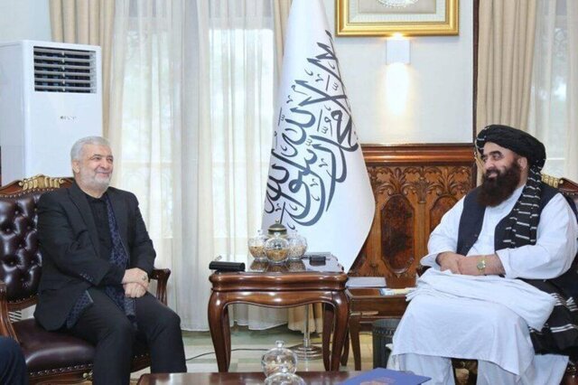 کرزی خواستار ابتکار منطقهای جهت حل مشکل افغانستان شد