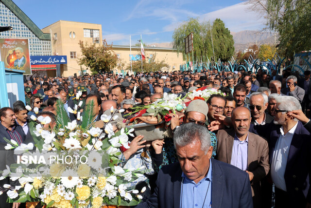 گزارشی از وداع با فریدون داوری