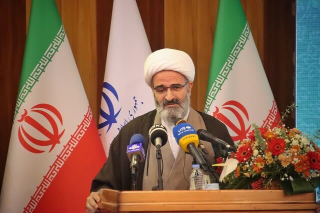 حل مشکل کمآبی و جمعیت مطالبه نماینده ولی فقیه از استاندار جدید سمنان