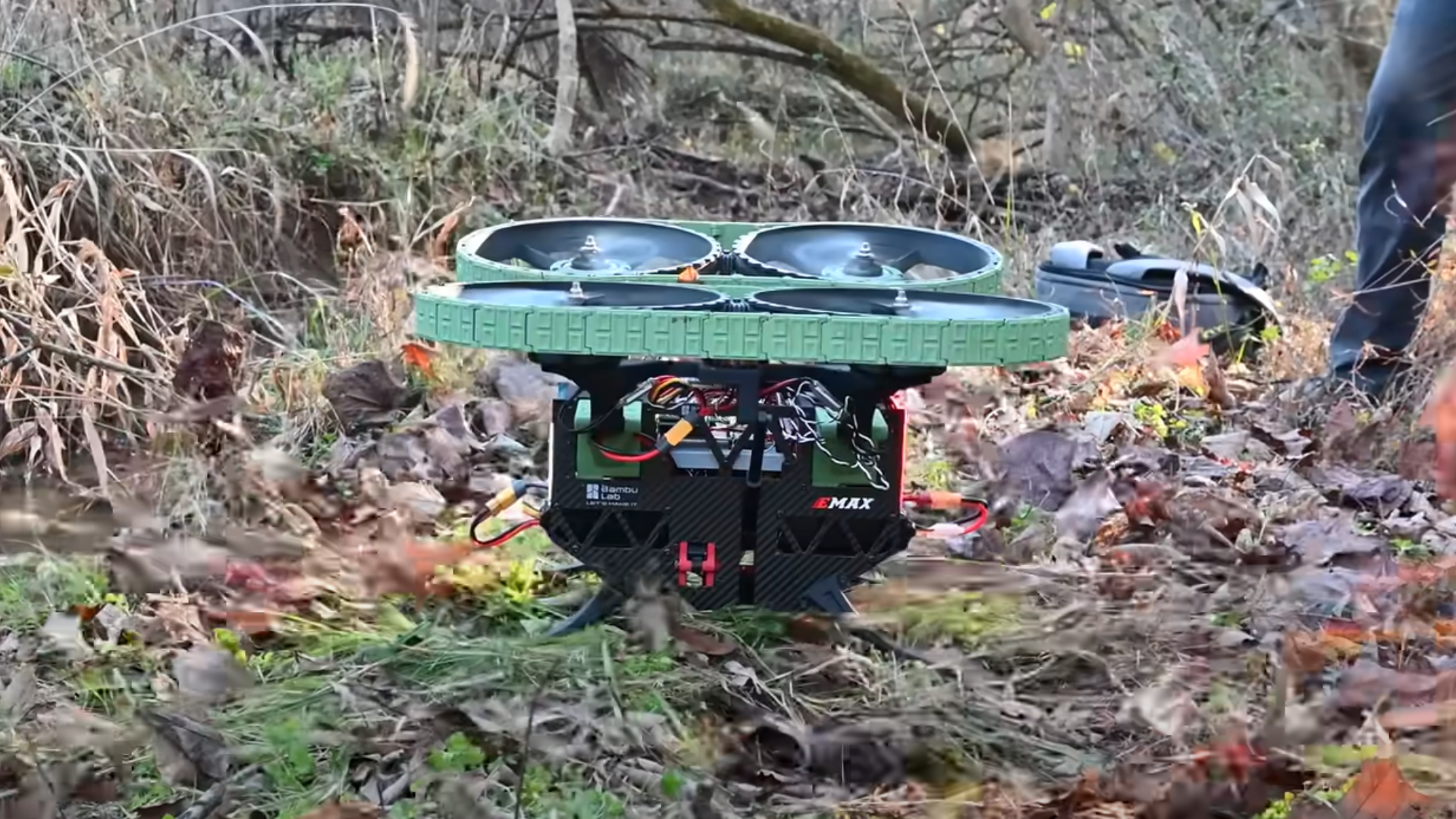 تانکی که تبدیل به کوادکوپتر میشود!