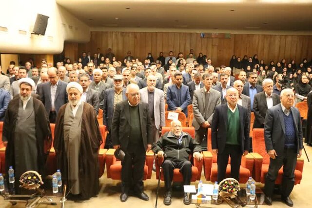 هفدهمین دوره جایزه افضلیپور در کرمان برگزار شد هفدهمین دوره جایزه افضلیپور در کرمان برگزار شد