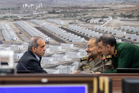 حضور مسعود پزشکیان، رئیس جمهور و غلامرضا سلیمانی، رئیس سازمان بسیج مستضعفین در آئین بهرهبرداری از ۲۰ هزار طرح محرومیتزادیی بسیج سازندگی