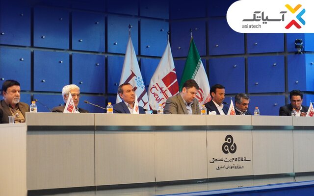 مطالبه مدیرعامل آسیاتک از دولت برای  توسعه شبکه فیبر نوری مطالبه مدیرعامل آسیاتک از دولت برای  توسعه شبکه فیبر نوری