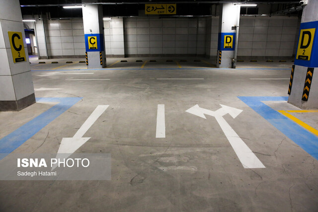 کمبود پارکینگ و ترافیک خیابانهای منتهی به حرم رضوی از چالشهای شهر مشهد