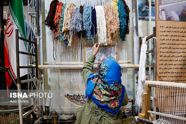 عکس تزئینی ست برپایی جشن خودکفایی ۱۴۰۰ خانوار از مددجویان استان سمنان تا قبل از پایان سال