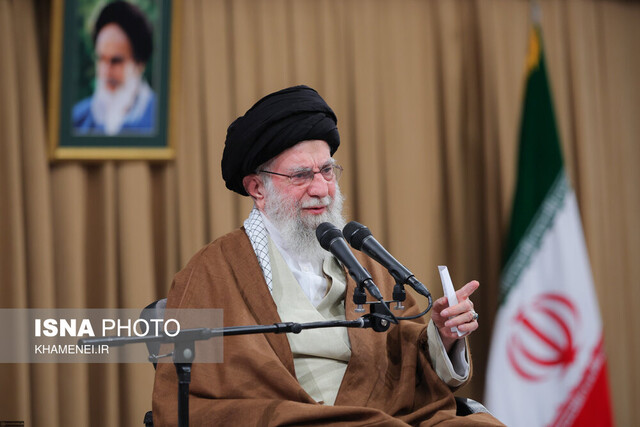 سیدعلی خامنه‌ای؛ ستاره‌ای درخشان در افق تاریخ ایران و الگوی حرکت عدالت‌خواهانه 