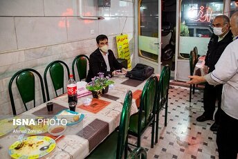 کافههای مدرن با مضرات سنتی