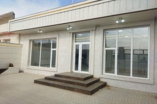 تمامی خانوادههای جانباختگان طبس خانههای خود را تحویل گرفتند تمامی خانوادههای جانباختگان طبس خانههای خود را تحویل گرفتند