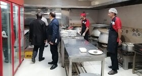 راه‌اندازی گشت‌های برخورد با به‌کارگیری اتباع خارجی غیرمجاز در مراکز مرتبط با مواد غذایی