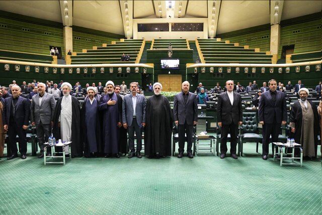 عکس آرشیوی است نشست مشترک مجلس و قوه قضائیه برگزار شد