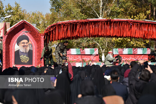 وداع دانشگاهیان اصفهان با شهدای گمنام