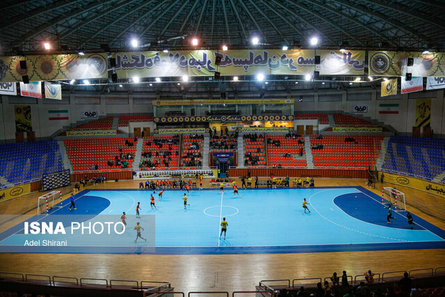 مربی تیم هندبال سپاهان: با استفاده از تجربه و افزایش سرعت مقابل سبزوار پیروز شدیم