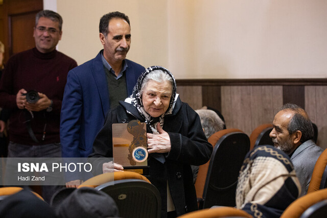 آزیتا لاچینی در جشن تولد آذر ماهیها چه گذشت؟