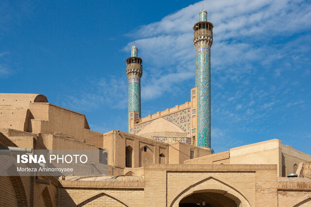 نقوش رقصان و پیچان بیهمتای مسجدی در دل نقشجهان