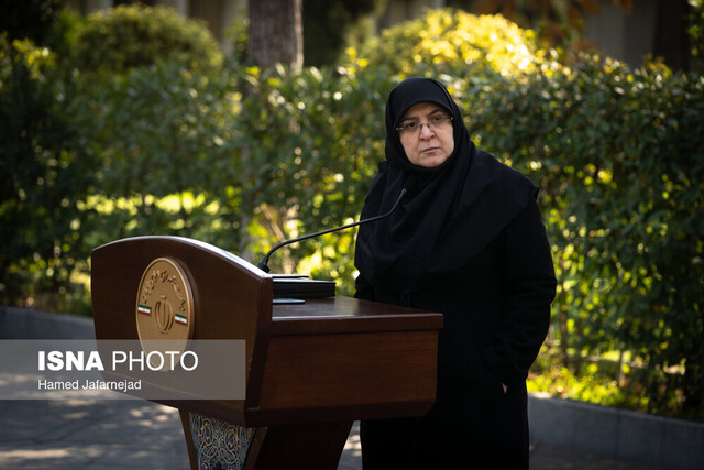 درخواست دولت درباره «عفاف و حجاب»/انجام متناسب‌سازی حقوق بازنشستگان از ماه جاری