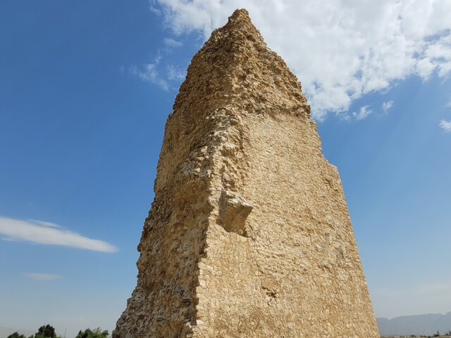 غبار از نخستین پایتخت ساسانیها کنار زده میشود؟