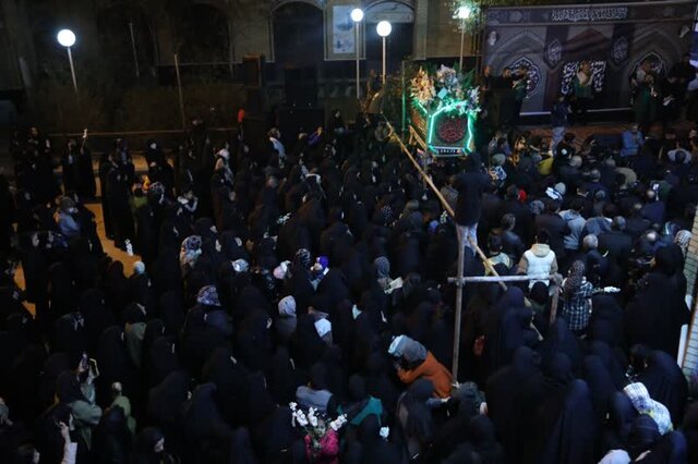 تشییع نمادین حضرت زهرا (س) در ورامین برگزار شد تشییع نمادین حضرت زهرا (س) در ورامین برگزار شد