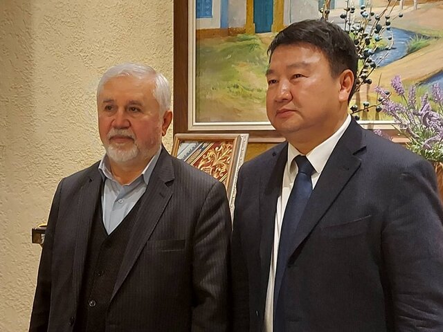 روابط بین دو ملت ایران و چین راهبردی و استراتژیک است روابط بین دو ملت ایران و چین راهبردی و استراتژیک است