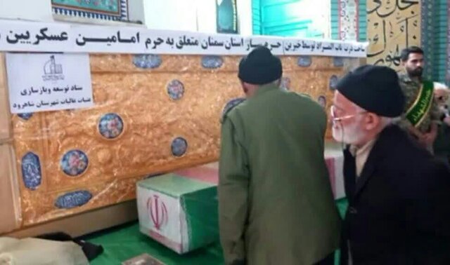 تدفین ۲ شهید گمنام در شاهرود/ حضور پیکر شهدا در جوار درب بابالمراد حرمین عسکریین