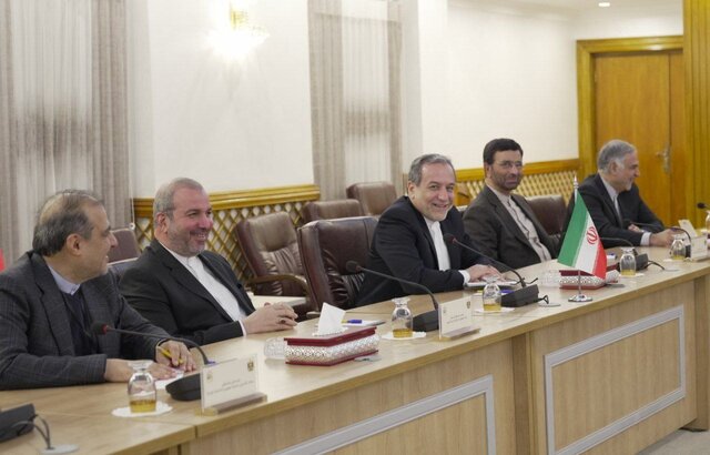 آغاز نشست سهجانبه وزیران خارجه عراق، ایران و سوریه در بغداد آغاز نشست سهجانبه وزیران خارجه عراق، ایران و سوریه در بغداد