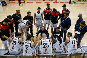 دیدار تیم های بسکتبال اصفهان ذوب آهن و گلنور