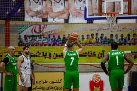 دیدار تیم های بسکتبال اصفهان ذوب آهن و گلنور