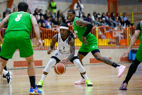 دیدار تیم های بسکتبال اصفهان ذوب آهن و گلنور