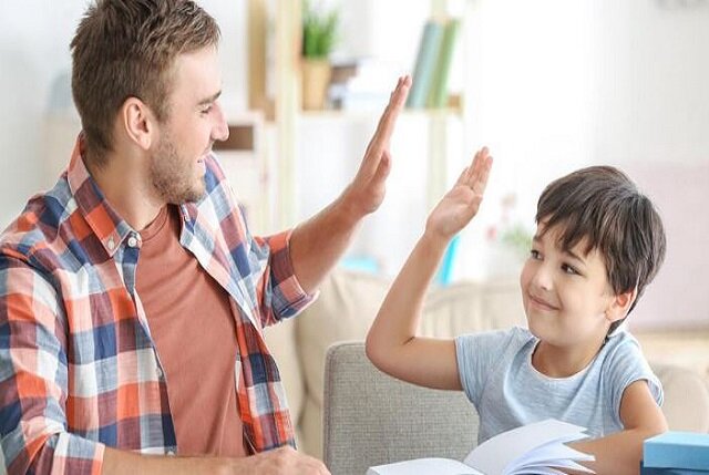 یک توصیه برای افزایش عزت نفس کودکان یک توصیه برای افزایش عزت نفس کودکان