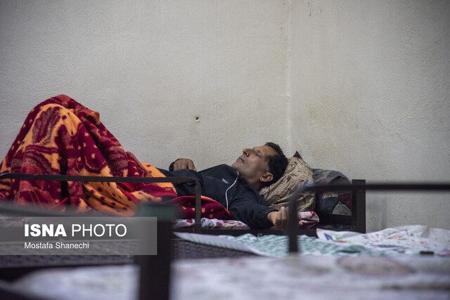 مددجویان گرمخانه ساری در سه سال گذشته سایه پزشک را ندیدهاند