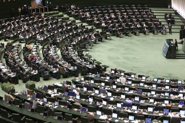 انتشار اخبار جعلی توسط داوطلبان انتخابات شوراها در فضای مجازی ممنوع است انتشار اخبار جعلی توسط داوطلبان انتخابات شوراها در فضای مجازی ممنوع است