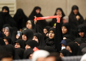 دیدار هزاران نفر از اقشار مختلف مردم با رهبر انقلاب