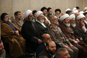 دیدار هزاران نفر از اقشار مختلف مردم با رهبر انقلاب