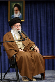 دیدار هزاران نفر از اقشار مختلف مردم با رهبر انقلاب