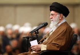 دیدار هزاران نفر از اقشار مختلف مردم با رهبر انقلاب