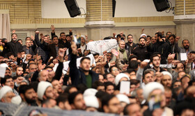 دیدار هزاران نفر از اقشار مختلف مردم با رهبر انقلاب