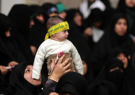 دیدار هزاران نفر از اقشار مختلف مردم با رهبر انقلاب